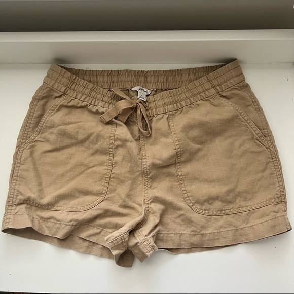 J. Crew Pants - J Crew Pull On Khaki Shorts